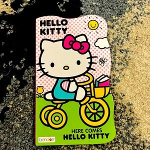 Hello kitty kids reading book  book only 5 page book